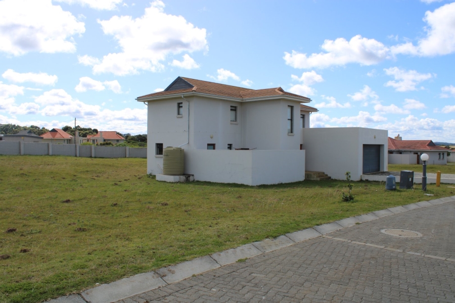 4 Bedroom Property for Sale in Kidds Beach Eastern Cape